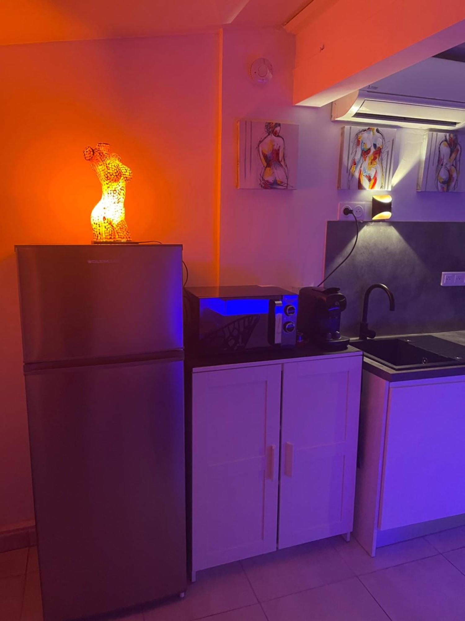 The Naturist Glamour Suite 아그 외부 사진